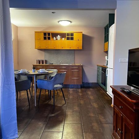 Akureyri Central Apartment Екстериор снимка
