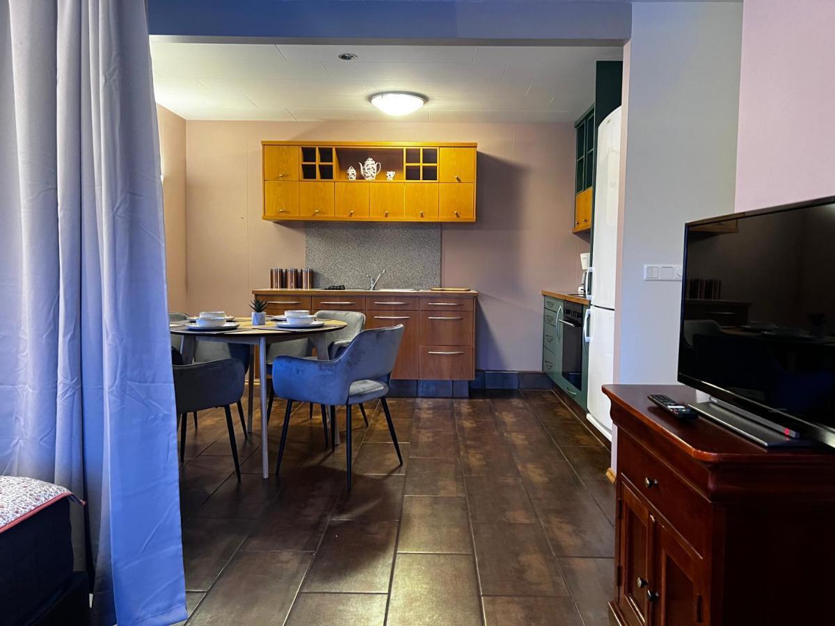 Akureyri Central Apartment Екстериор снимка