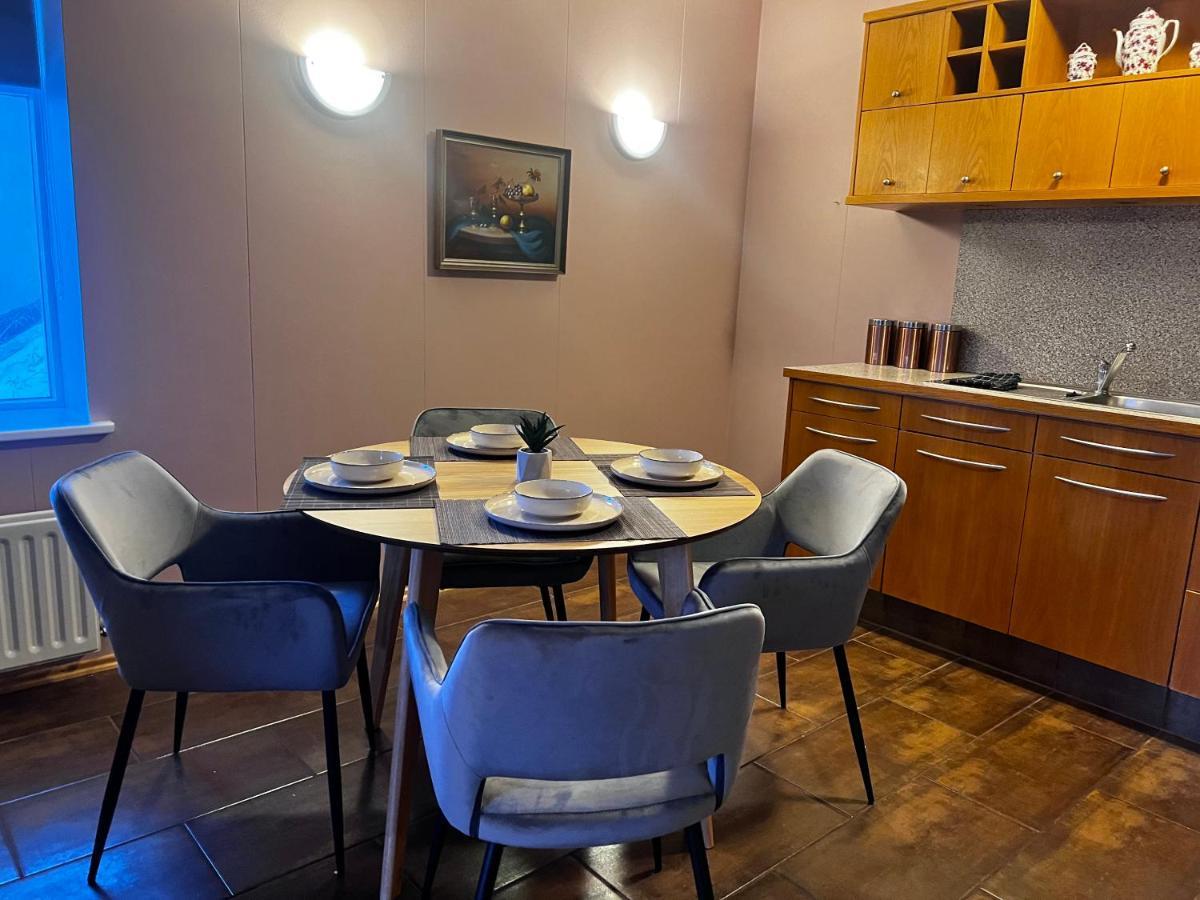Akureyri Central Apartment Екстериор снимка
